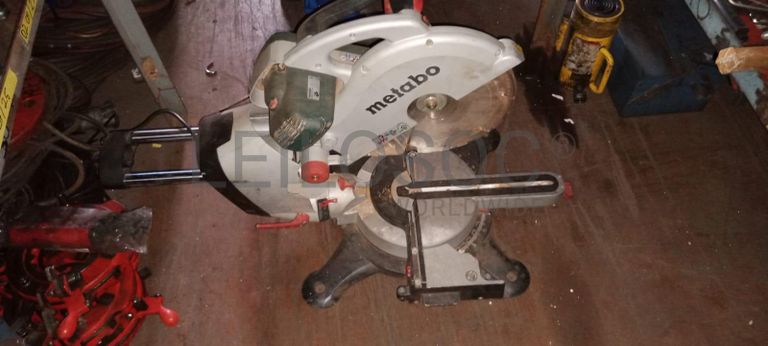 Aspiradores industriais   + Diversos + Serra circular   + Diversos + Vaporizador GOLDAIR   + Diversos + Diversos + Diversos ·