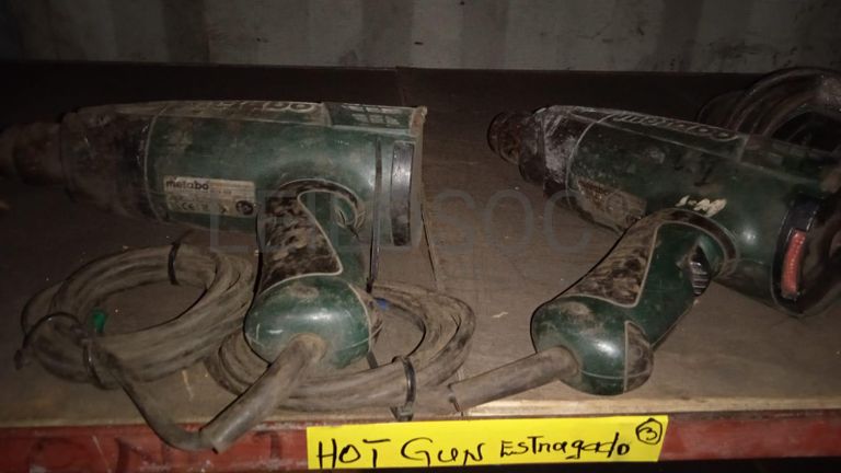 Diversos + Rebarbadeiras   + Diversos + Diversos + Rebarbadeiras + Furadeira + Diversos + Braçadeiras + Torque Wreck + Radiadores + Diversos + Diversos + Diversos + Diversos + Diversos + Diversos + Diversos + Diversos + Contentor de 40P ·