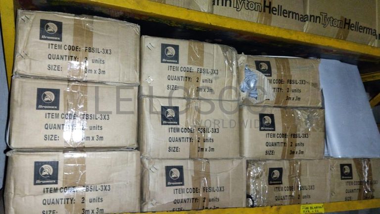 Diversos + Diversos + Grampos + Diversos + Diversos + Diversos + Electrodos + Diversos + Diversos + Diversos + Diversos + Diversos + Fitas + Diversos + Diversos + Máquinas Rebarbadora   + Diversos + Pregos 50×2.50mm + Diversos + Cintas + Cintas + Cintas + Cintas + Cintas + Mangueiras para maçarico  + Cintos de Segurança + Diversos + Diversos + Porcas + Porcas + Diversos + Pregos   + Parafusos + Material Hospitalar + Diversos + Cordas + Diversos + Material para Soldadura + Material para Instalacao electrica + Diversos + Spray Q20 + Braçadeiras + Rolos de rede   + Cerca de Segurança + Cabo flexível  + Abaraçadeiras + Materia para soldadura + Abraçadeiras + Diversos + Bombas de água   + Diversos + Compressor   + Contentor de 40P ·