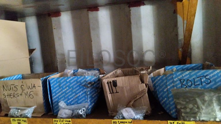 Diversos + Diversos + Grampos + Diversos + Diversos + Diversos + Electrodos + Diversos + Diversos + Diversos + Diversos + Diversos + Fitas + Diversos + Diversos + Máquinas Rebarbadora   + Diversos + Pregos 50×2.50mm + Diversos + Cintas + Cintas + Cintas + Cintas + Cintas + Mangueiras para maçarico  + Cintos de Segurança + Diversos + Diversos + Porcas + Porcas + Diversos + Pregos   + Parafusos + Material Hospitalar + Diversos + Cordas + Diversos + Material para Soldadura + Material para Instalacao electrica + Diversos + Spray Q20 + Braçadeiras + Rolos de rede   + Cerca de Segurança + Cabo flexível  + Abaraçadeiras + Materia para soldadura + Abraçadeiras + Diversos + Bombas de água   + Diversos + Compressor   + Contentor de 40P ·