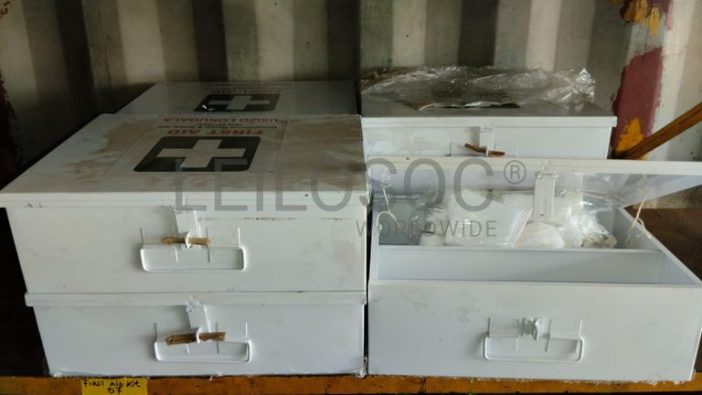 Diversos + Diversos + Grampos + Diversos + Diversos + Diversos + Electrodos + Diversos + Diversos + Diversos + Diversos + Diversos + Fitas + Diversos + Diversos + Máquinas Rebarbadora   + Diversos + Pregos 50×2.50mm + Diversos + Cintas + Cintas + Cintas + Cintas + Cintas + Mangueiras para maçarico  + Cintos de Segurança + Diversos + Diversos + Porcas + Porcas + Diversos + Pregos   + Parafusos + Material Hospitalar + Diversos + Cordas + Diversos + Material para Soldadura + Material para Instalacao electrica + Diversos + Spray Q20 + Braçadeiras + Rolos de rede   + Cerca de Segurança + Cabo flexível  + Abaraçadeiras + Materia para soldadura + Abraçadeiras + Diversos + Bombas de água   + Diversos + Compressor   + Contentor de 40P ·