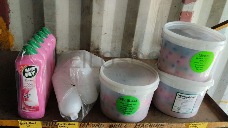 Diversos + Diversos + Grampos + Diversos + Diversos + Diversos + Electrodos + Diversos + Diversos + Diversos + Diversos + Diversos + Fitas + Diversos + Diversos + Máquinas Rebarbadora   + Diversos + Pregos 50×2.50mm + Diversos + Cintas + Cintas + Cintas + Cintas + Cintas + Mangueiras para maçarico  + Cintos de Segurança + Diversos + Diversos + Porcas + Porcas + Diversos + Pregos   + Parafusos + Material Hospitalar + Diversos + Cordas + Diversos + Material para Soldadura + Material para Instalacao electrica + Diversos + Spray Q20 + Braçadeiras + Rolos de rede   + Cerca de Segurança + Cabo flexível  + Abaraçadeiras + Materia para soldadura + Abraçadeiras + Diversos + Bombas de água   + Diversos + Compressor   + Contentor de 40P ·