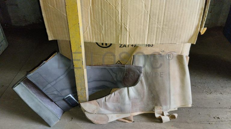 Diversos + Diversos + Grampos + Diversos + Diversos + Diversos + Electrodos + Diversos + Diversos + Diversos + Diversos + Diversos + Fitas + Diversos + Diversos + Máquinas Rebarbadora   + Diversos + Pregos 50×2.50mm + Diversos + Cintas + Cintas + Cintas + Cintas + Cintas + Mangueiras para maçarico  + Cintos de Segurança + Diversos + Diversos + Porcas + Porcas + Diversos + Pregos   + Parafusos + Material Hospitalar + Diversos + Cordas + Diversos + Material para Soldadura + Material para Instalacao electrica + Diversos + Spray Q20 + Braçadeiras + Rolos de rede   + Cerca de Segurança + Cabo flexível  + Abaraçadeiras + Materia para soldadura + Abraçadeiras + Diversos + Bombas de água   + Diversos + Compressor   + Contentor de 40P ·