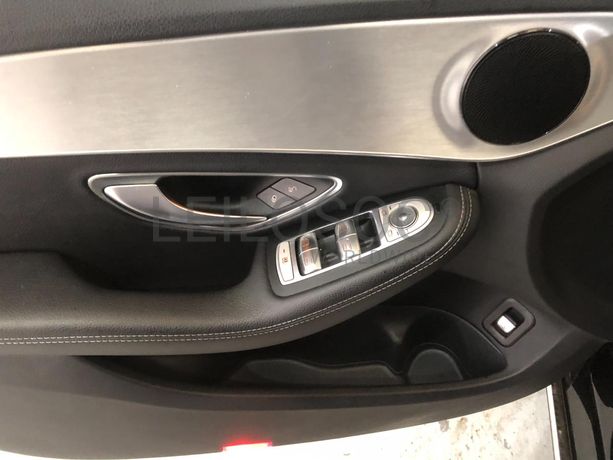 Mercedes-Benz C180D · Ano 2016