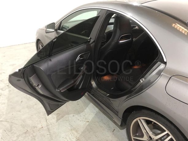 Mercedes-Benz CLA 220 D · Ano 2013