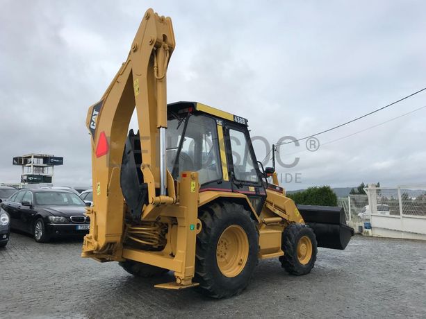 Retroescavadora CAT 438B