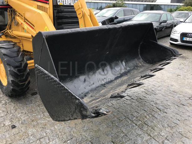 Retroescavadora CAT 438B