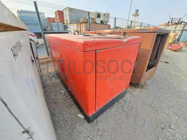 Grupo Eletrogéneo (45Kva) GENELEC GPW 45 · Viana