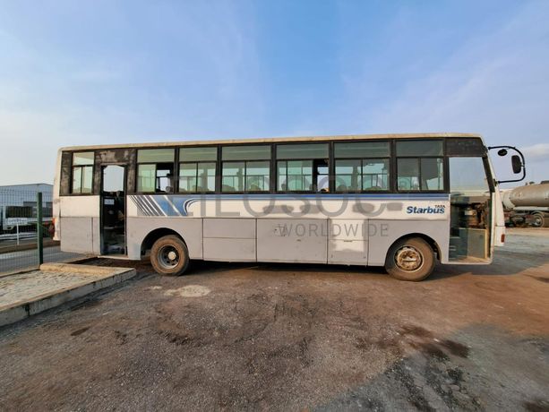 Autocarro TATA de 60 a 69 Lugares  · Viana