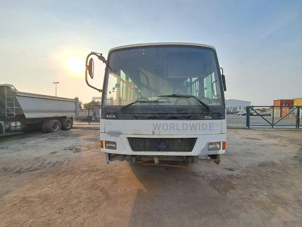 Autocarro TATA de 60 a 69 Lugares  · Viana