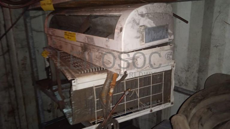 Diversos + Rebarbadeiras   + Diversos + Diversos + Rebarbadeiras + Furadeira + Diversos + Braçadeiras + Torque Wreck + Radiadores + Diversos + Diversos + Diversos + Diversos + Diversos + Diversos + Diversos + Diversos + Contentor de 40P ·