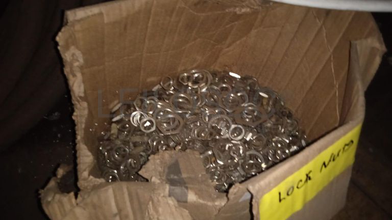 Diversos + Rebarbadeiras   + Diversos + Diversos + Rebarbadeiras + Furadeira + Diversos + Braçadeiras + Torque Wreck + Radiadores + Diversos + Diversos + Diversos + Diversos + Diversos + Diversos + Diversos + Diversos + Contentor de 40P ·