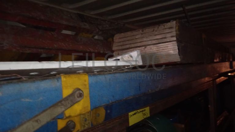 Diversos + Rebarbadeiras   + Diversos + Diversos + Rebarbadeiras + Furadeira + Diversos + Braçadeiras + Torque Wreck + Radiadores + Diversos + Diversos + Diversos + Diversos + Diversos + Diversos + Diversos + Diversos + Contentor de 40P ·