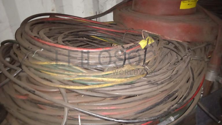 Diversos + Rebarbadeiras   + Diversos + Diversos + Rebarbadeiras + Furadeira + Diversos + Braçadeiras + Torque Wreck + Radiadores + Diversos + Diversos + Diversos + Diversos + Diversos + Diversos + Diversos + Diversos + Contentor de 40P ·