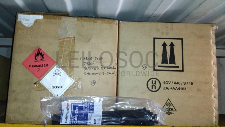 Diversos + Diversos + Grampos + Diversos + Diversos + Diversos + Electrodos + Diversos + Diversos + Diversos + Diversos + Diversos + Fitas + Diversos + Diversos + Máquinas Rebarbadora   + Diversos + Pregos 50×2.50mm + Diversos + Cintas + Cintas + Cintas + Cintas + Cintas + Mangueiras para maçarico  + Cintos de Segurança + Diversos + Diversos + Porcas + Porcas + Diversos + Pregos   + Parafusos + Material Hospitalar + Diversos + Cordas + Diversos + Material para Soldadura + Material para Instalacao electrica + Diversos + Spray Q20 + Braçadeiras + Rolos de rede   + Cerca de Segurança + Cabo flexível  + Abaraçadeiras + Materia para soldadura + Abraçadeiras + Diversos + Bombas de água   + Diversos + Compressor   + Contentor de 40P ·