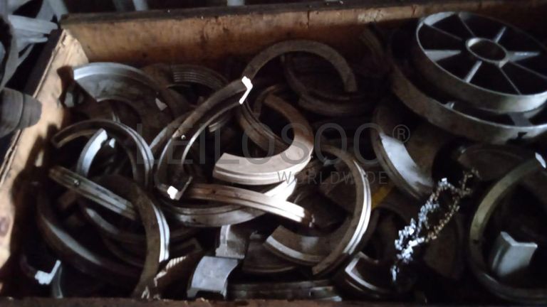 Diversos + Diversos + Diversos + Contentor de 40P ·