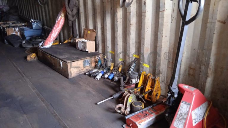 Diversos + Diversos + Diversos + Contentor de 40P ·