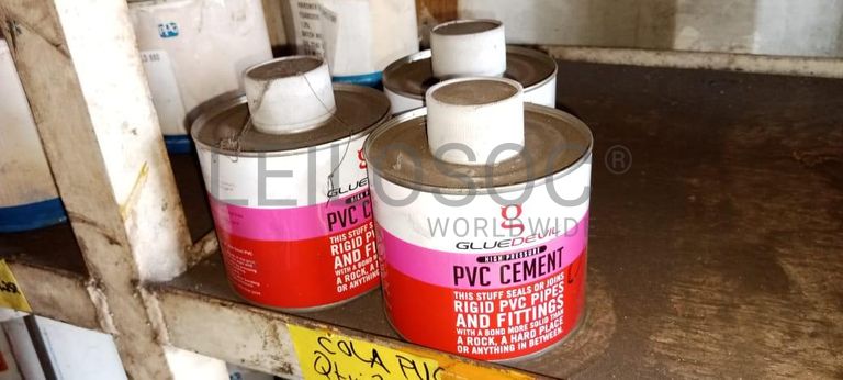 Diversos + Diversos + Rolo de fita + Diversos + Papel higiénico   + Diversos + Diversos + Diversos + Diversos + Diversos + Tinta dulux + Diversos + Placas de sinalização   + Contentor de 40P ·