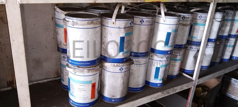 Diversos + Diversos + Gerador  + Diversos + Diversos + Diversos + Diversos + Diversos + Máquina de lichar + Cimento cola + Contentor de 40P ·