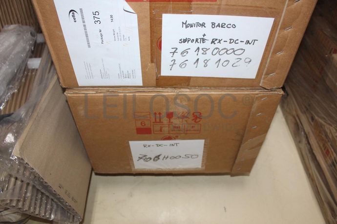 Braços para cadeiras