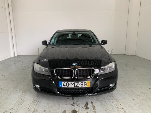 BMW 318D Touring · Ano 2012