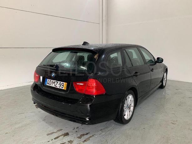 BMW 318D Touring · Ano 2012