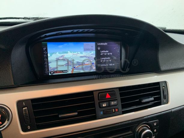 BMW 318D Touring · Ano 2012