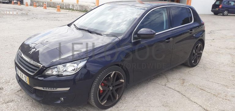 Peugeot 308 1.6 Blue HDI · Ano 2015