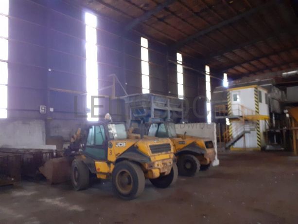 Estabelecimento Comercial ·  Transformação, reciclagem e refinação de alumínios e outros resíduos · Viana do Castelo