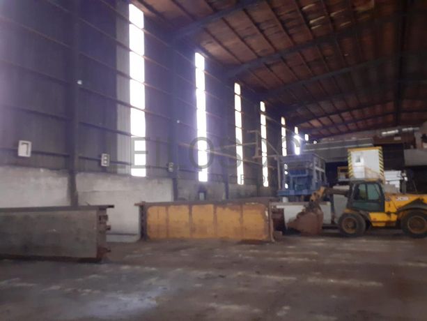 Estabelecimento Comercial ·  Transformação, reciclagem e refinação de alumínios e outros resíduos · Viana do Castelo