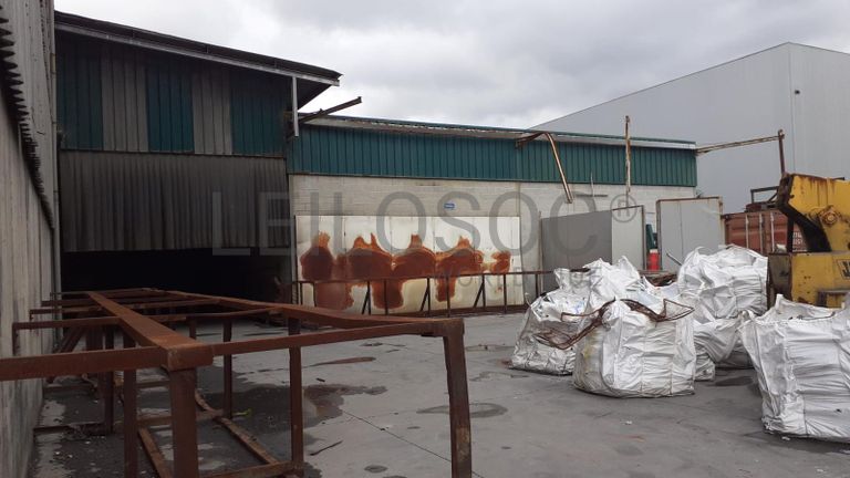 Estabelecimento Comercial ·  Transformação, reciclagem e refinação de alumínios e outros resíduos · Viana do Castelo