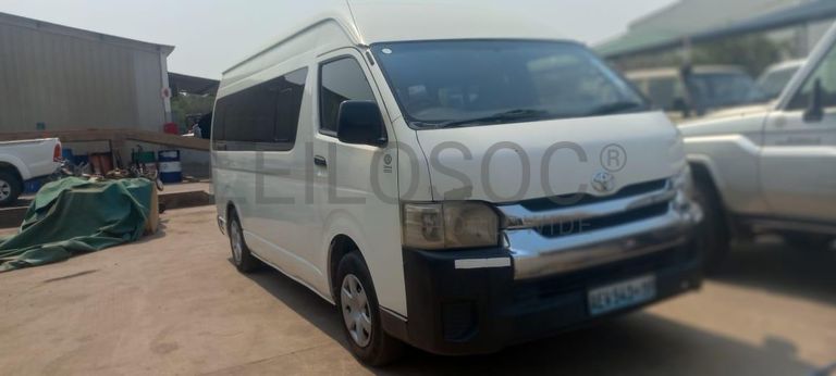 Toyota Hiace ·
