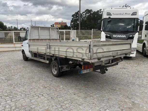 Mercedes-Benz 413CDI · Ano 2001