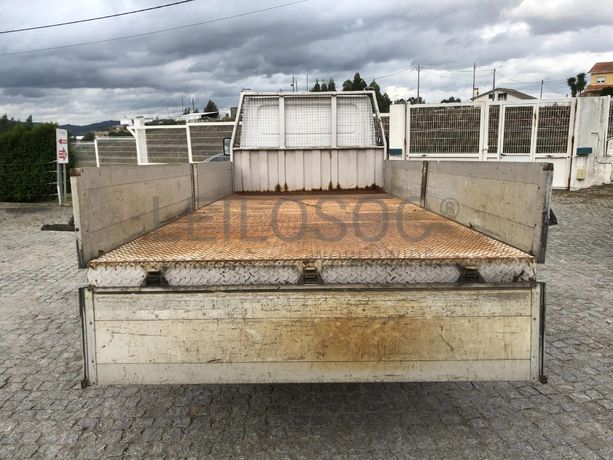 Mercedes-Benz 413CDI · Ano 2001