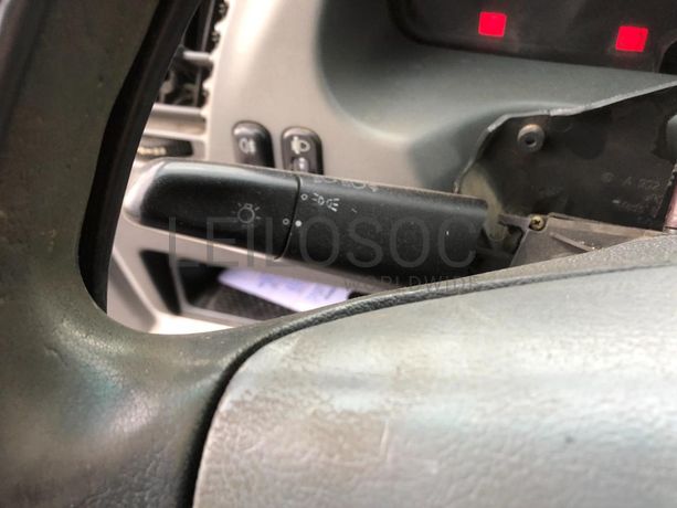 Mercedes-Benz 413CDI · Ano 2001