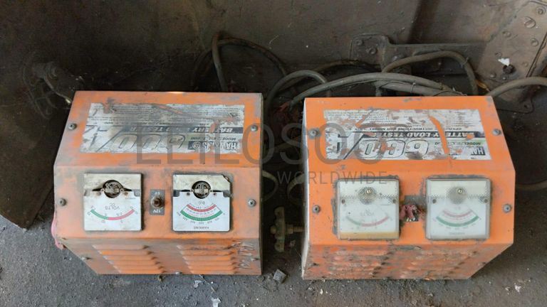 Máquinas teste da carga   + Radiadores + Motor + Caixa de velocidade + Veios de transmissão, + Diversos + Contentor de 40P ·