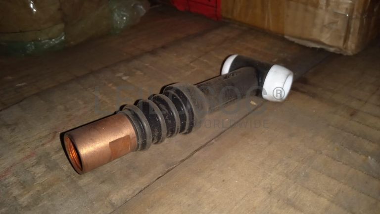 Diversos + Diversos + Gerador  + Diversos + Diversos + Diversos + Diversos + Diversos + Máquina de lichar + Cimento cola + Contentor de 40P ·