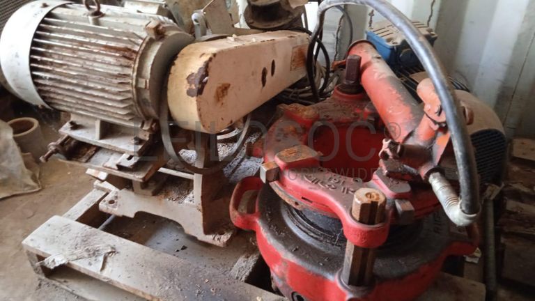 Máquina para fazer rosca   + Diversos + Bomba de água + Motores + Diversos + Diversos + Bombas de água   + Diversos + Diversos + Compressor de ar + Compressor de ar + Compactadora Turner Morris + Compressor de ar + Compressor Oceanos  + Contentor de 40P ·