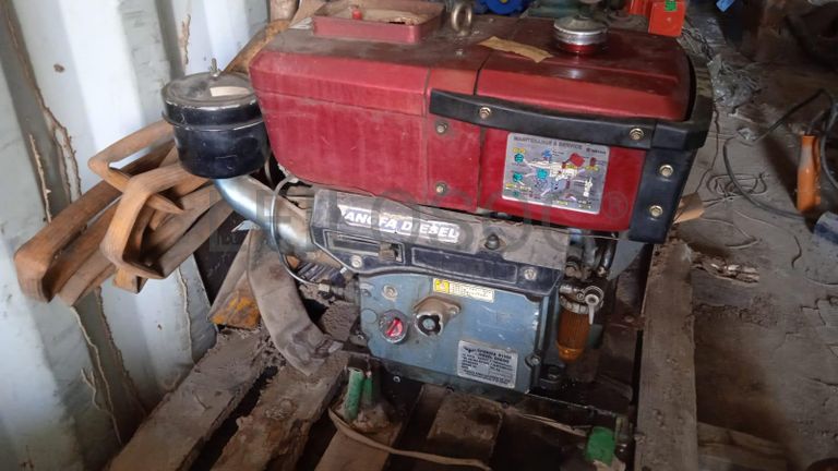 Máquina para fazer rosca   + Diversos + Bomba de água + Motores + Diversos + Diversos + Bombas de água   + Diversos + Diversos + Compressor de ar + Compressor de ar + Compactadora Turner Morris + Compressor de ar + Compressor Oceanos  + Contentor de 40P ·