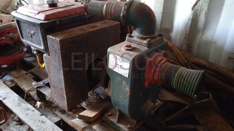 Máquina para fazer rosca   + Diversos + Bomba de água + Motores + Diversos + Diversos + Bombas de água   + Diversos + Diversos + Compressor de ar + Compressor de ar + Compactadora Turner Morris + Compressor de ar + Compressor Oceanos  + Contentor de 40P ·