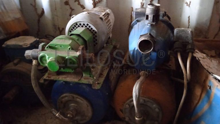 Máquina para fazer rosca   + Diversos + Bomba de água + Motores + Diversos + Diversos + Bombas de água   + Diversos + Diversos + Compressor de ar + Compressor de ar + Compactadora Turner Morris + Compressor de ar + Compressor Oceanos  + Contentor de 40P ·