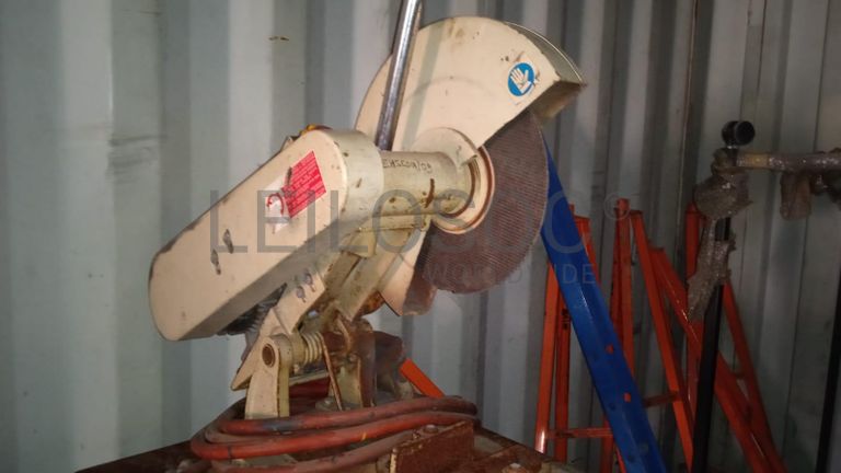 Máquina para fazer rosca   + Diversos + Bomba de água + Motores + Diversos + Diversos + Bombas de água   + Diversos + Diversos + Compressor de ar + Compressor de ar + Compactadora Turner Morris + Compressor de ar + Compressor Oceanos  + Contentor de 40P ·