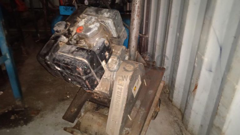 Máquina para fazer rosca   + Diversos + Bomba de água + Motores + Diversos + Diversos + Bombas de água   + Diversos + Diversos + Compressor de ar + Compressor de ar + Compactadora Turner Morris + Compressor de ar + Compressor Oceanos  + Contentor de 40P ·