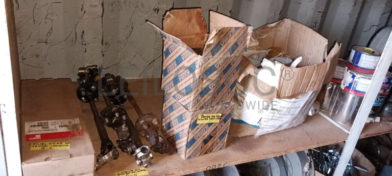 Máquina de desmontar pneus   + Máquina  pressão   + Diversos + Diversos + Diversos + Diversos ·