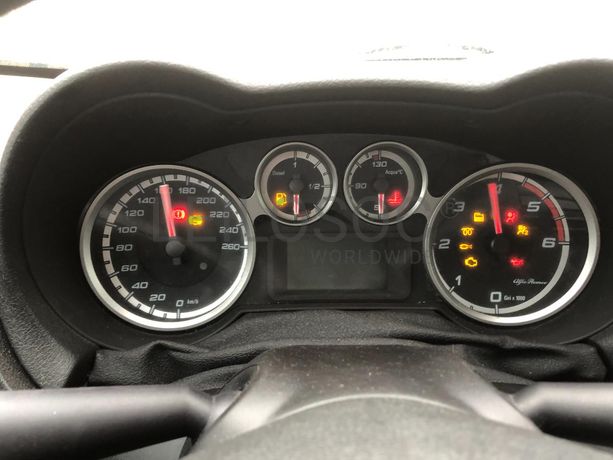 Alfa Romeo Mito 1.3 Multijet · Ano 2011