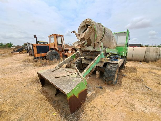 Autobetoneira Merlo DBM 2500 EV