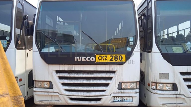 Iveco 180-E-28 ·