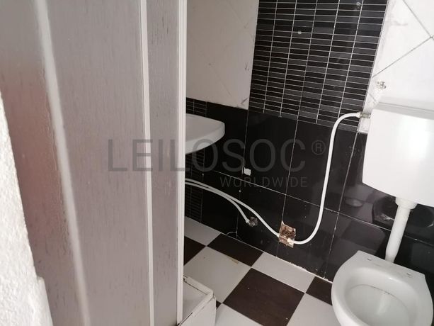 Moradia V3 c/ 2 Lugares de Garagem · Charneca da Caparica, Almada