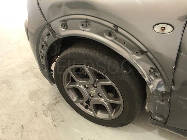 Citroën C4 Cactus 1.6 Blue HDI · Ano 2015