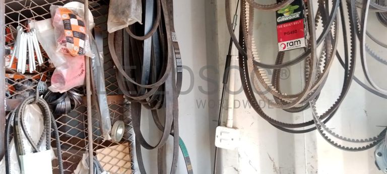 Máquina de desmontar pneus   + Máquina  pressão   + Diversos + Diversos + Diversos + Diversos ·